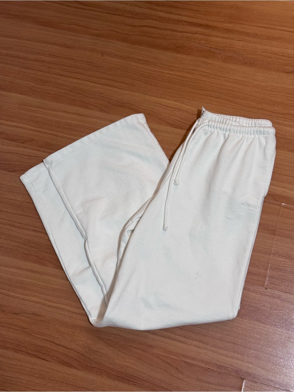 Garage White Wide Leg Fleece Sweatpants Size M
